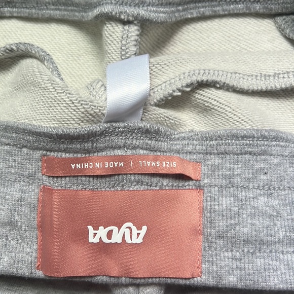 THE TEDDY SWEATPANT - Picture 5 of 5